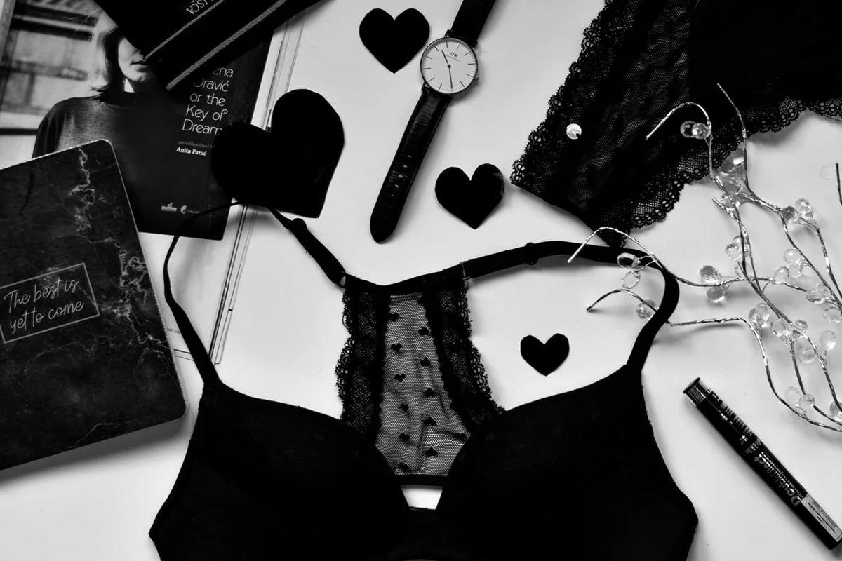 What type of lingerie will suit you best for your Boudoir photo shoot?