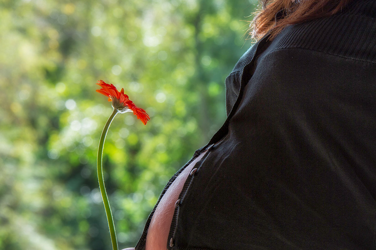 Celebrating the miracle of life: Cherishing maternity through timeless photographs.