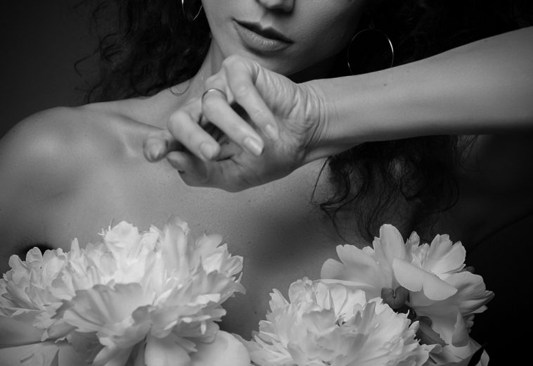 Unveiling your inner goddess: How Boudoir photography nurtures self-love in a critical world