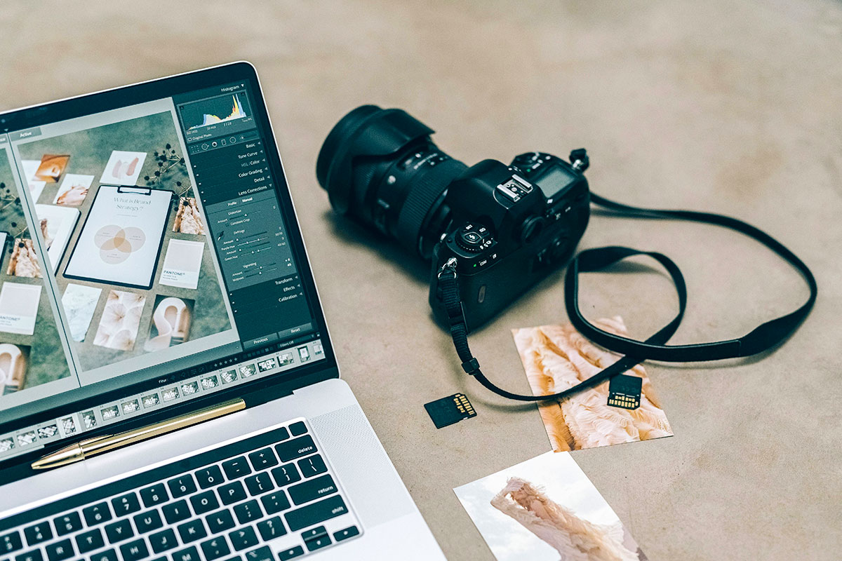 What does it mean when referring to 'Editing photos'